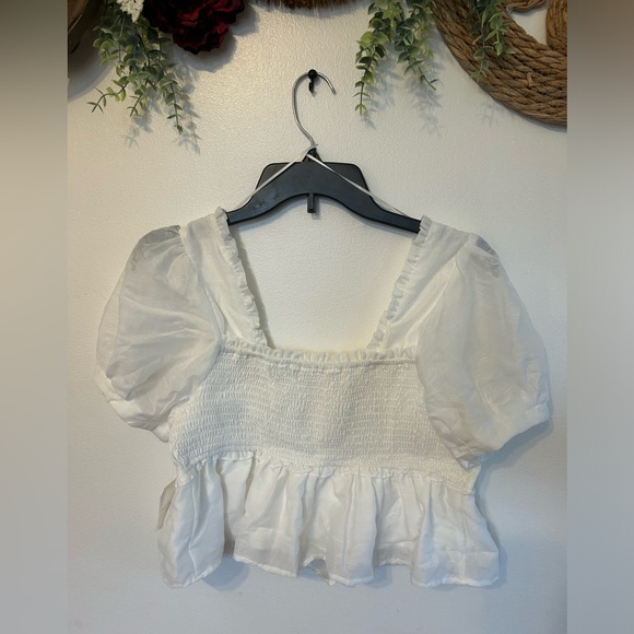 Altar'd State White Button Front Ruffle Cropped Puff Sleeve Square Neck Top M - Picture 2 of 4